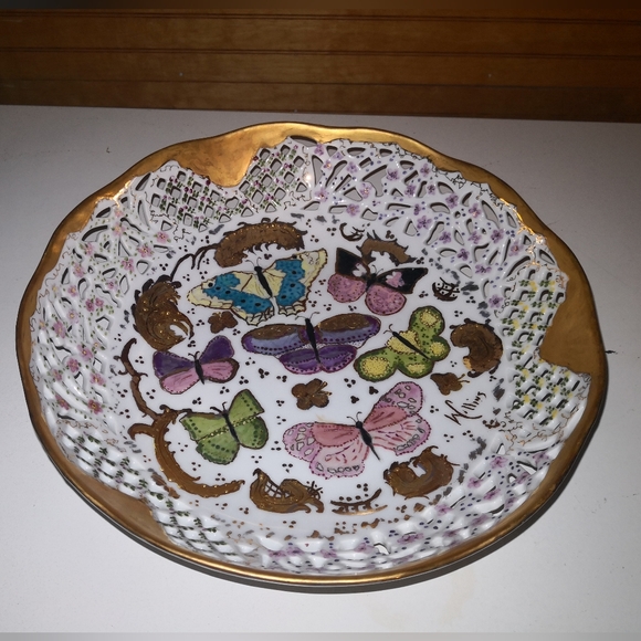International Porcelain Artists & Teachers Inc. Decorative Dish - Picture 3 of 12
